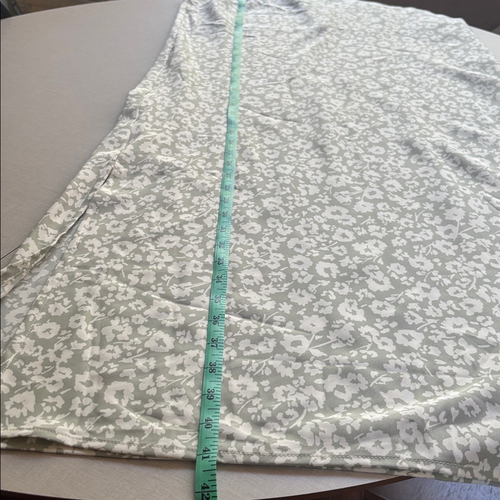 A New Day Apron Slip Dress in Light Green Floral Print - Medium - Picture 12 of 16